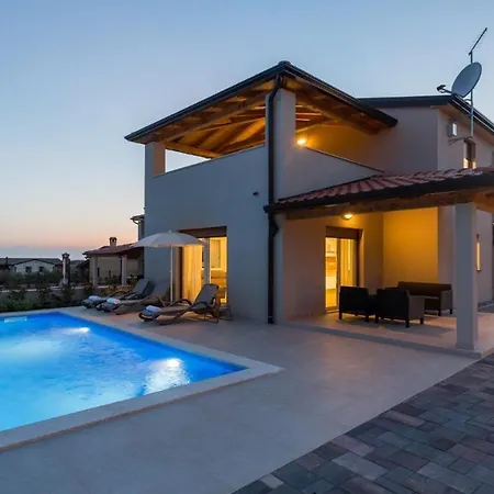 Alcove With Breathtaking Sea View And Private Pool * Brtonigla