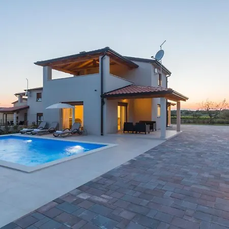 Alcove With Breathtaking Sea View And Private Pool Vila