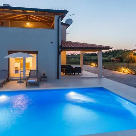 Alcove With Breathtaking Sea View And Private Pool Vila Brtonigla