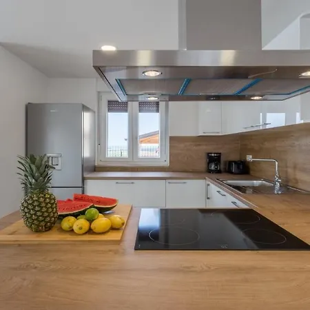 Vila Alcove With Breathtaking Sea View And Private Pool Brtonigla