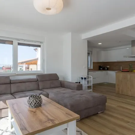 Alcove With Breathtaking Sea View And Private Pool Vila