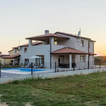 Alcove With Breathtaking Sea View And Private Pool Villa *