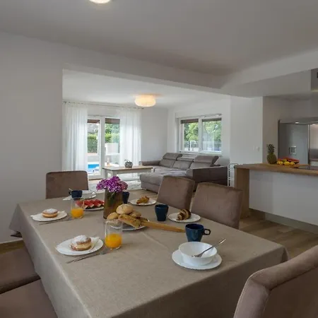 Alcove With Breathtaking Sea View And Private Pool Vila Brtonigla